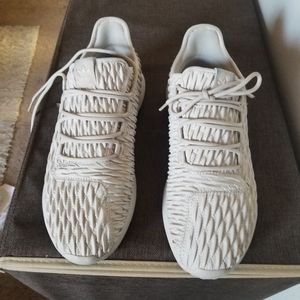 Adidas Tubular shadow